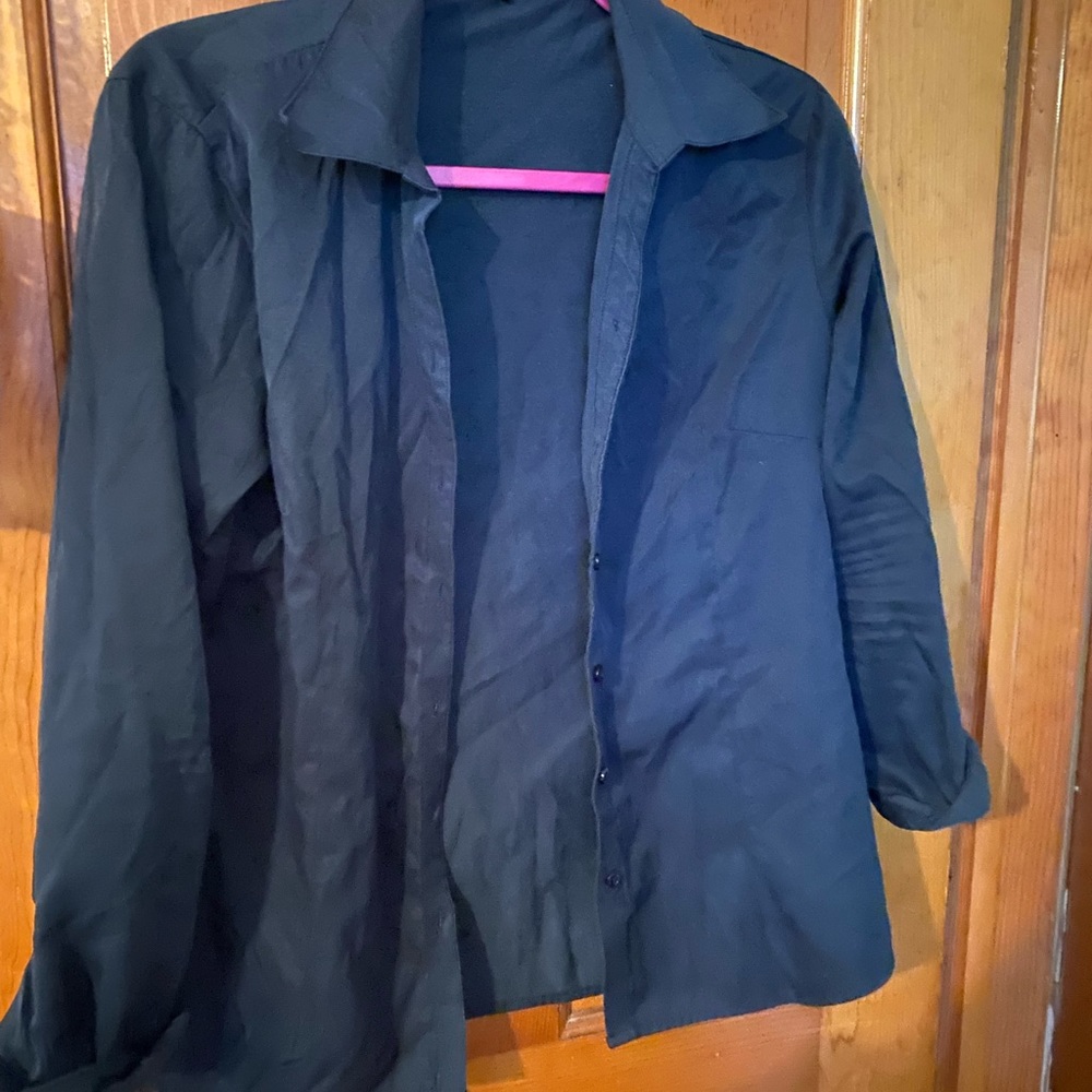 Plain black collar button down shirt
